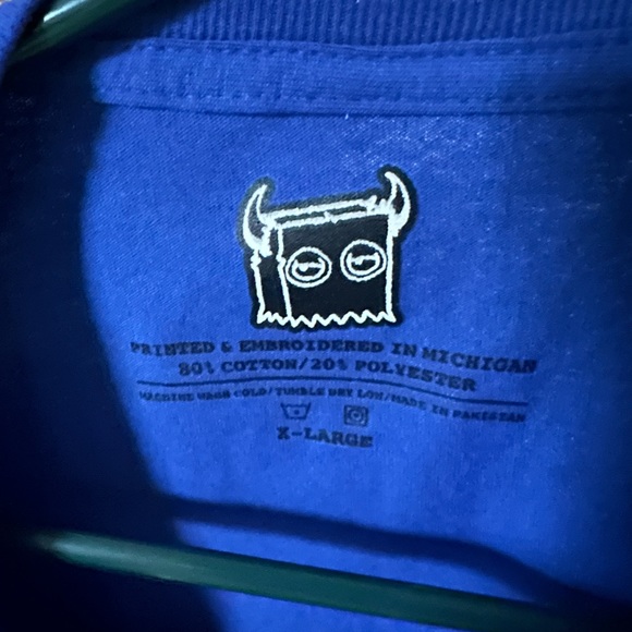 Thryfty Limited Edition T-Shirt - Picture 3 of 3